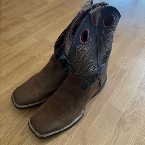 Ariat Two-Tone Brown and Black Western Boots
